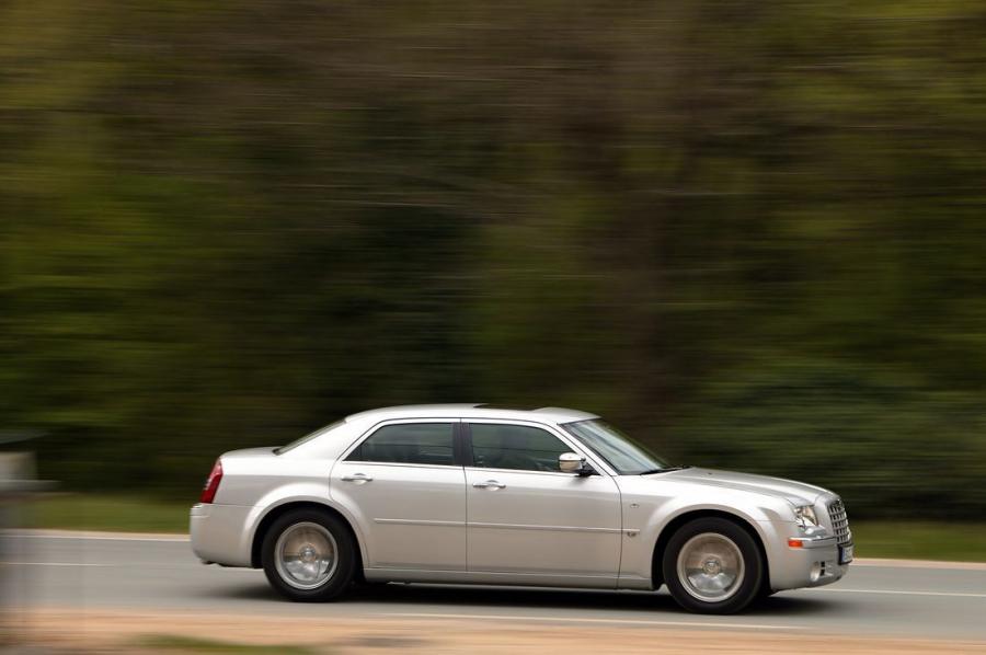  Chrysler 300C (LX) 2005 года  (фото 68 из 120)